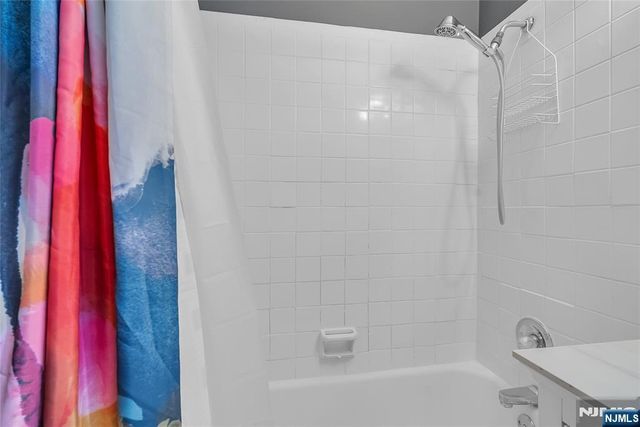 208 Anderson Street S4C, Hackensack, NJ 07601