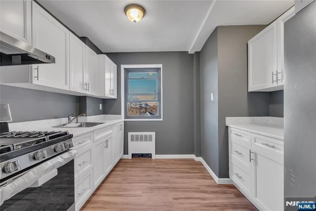 208 Anderson Street S4C, Hackensack, NJ 07601