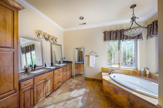 11782 Betsworth Road, Valley Center, CA 92082