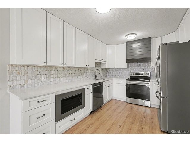 680 S Alton Way 7B, Denver, CO 80247