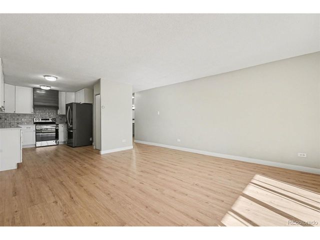 680 S Alton Way 7B, Denver, CO 80247