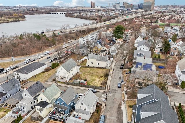 100 Fremont St, Somerville, MA 02145