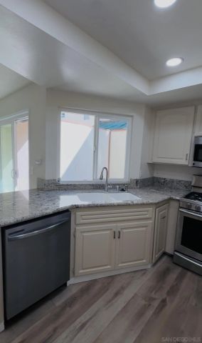8365 Broadway 22, Lemon Grove, CA 91945