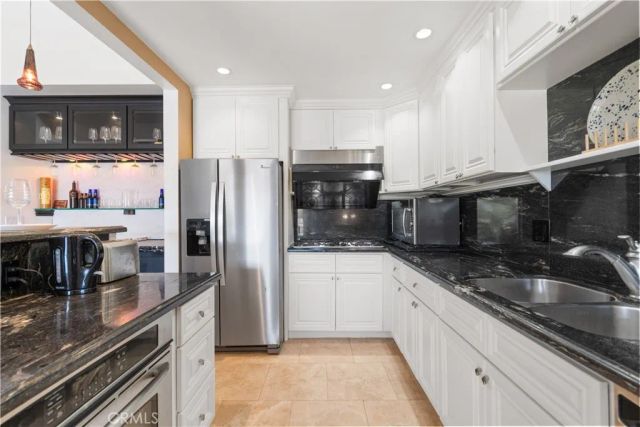 2326 Vista Hogar, Newport Beach, CA 92660