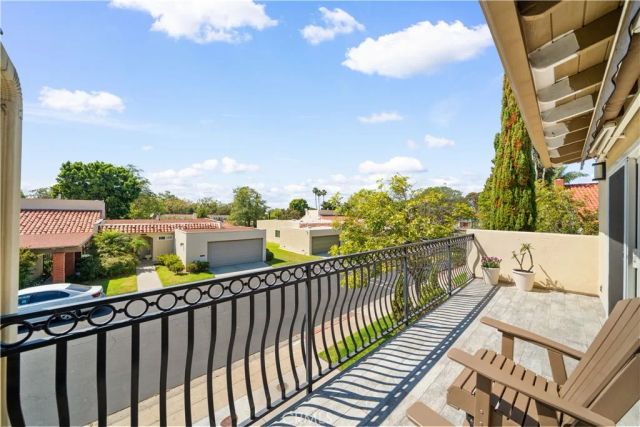 2326 Vista Hogar, Newport Beach, CA 92660