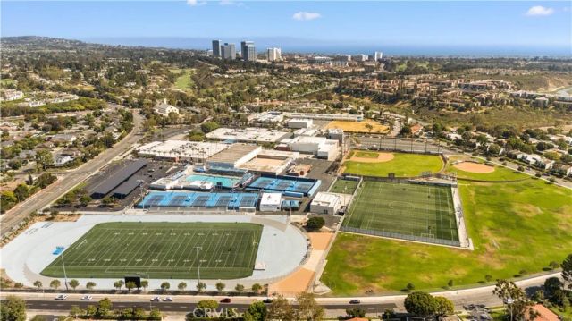 2326 Vista Hogar, Newport Beach, CA 92660