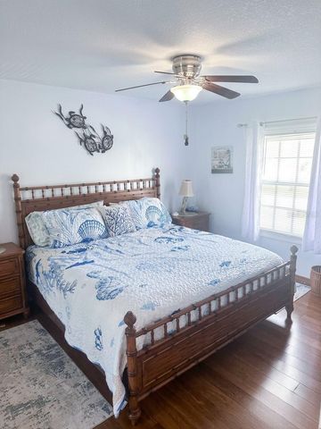 4728 BEACH C, St Petersburg, FL 33705