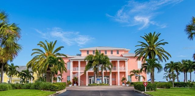 4728 BEACH C, St Petersburg, FL 33705