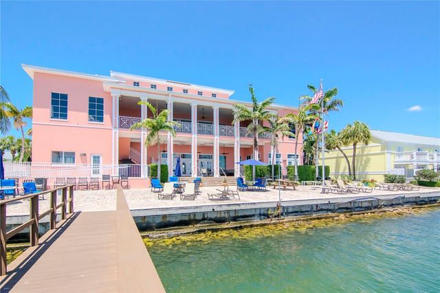 4728 BEACH C, St Petersburg, FL 33705