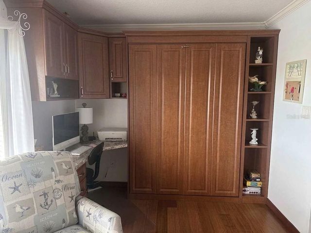 4728 BEACH C, St Petersburg, FL 33705