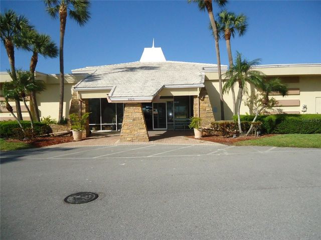 4550 COVE CIRCLE 405, Madeira Beach, FL 33708