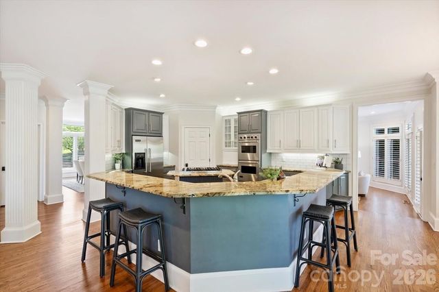 7010 Seton House Lane, Charlotte, NC 28277