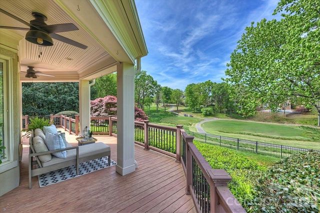 7010 Seton House Lane, Charlotte, NC 28277