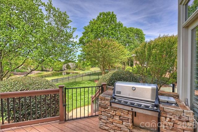 7010 Seton House Lane, Charlotte, NC 28277