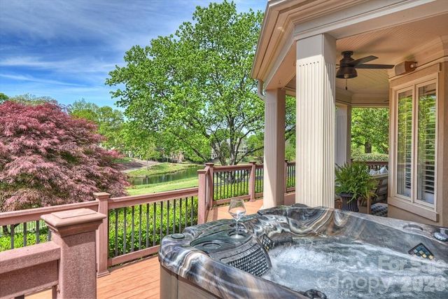 7010 Seton House Lane, Charlotte, NC 28277