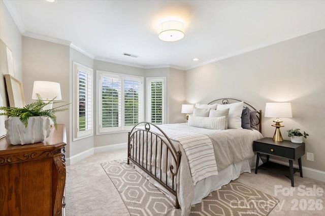 7010 Seton House Lane, Charlotte, NC 28277