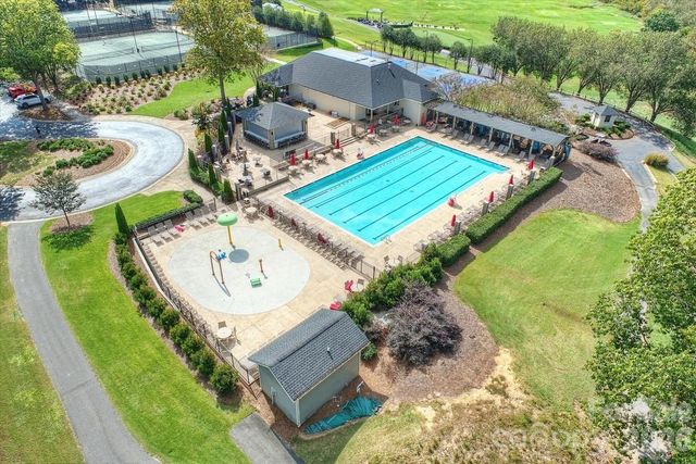 7010 Seton House Lane, Charlotte, NC 28277