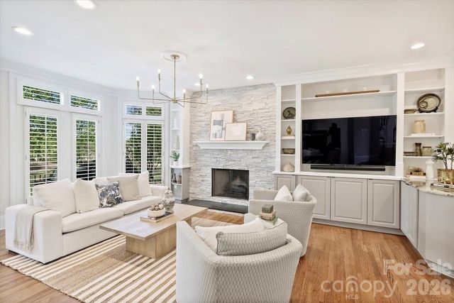 7010 Seton House Lane, Charlotte, NC 28277