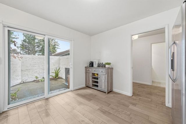 19124 Vineyard Lane, Saratoga, CA 95070