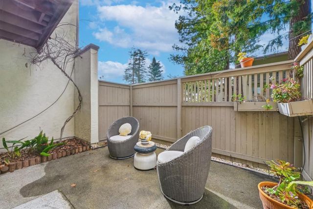 19124 Vineyard Lane, Saratoga, CA 95070