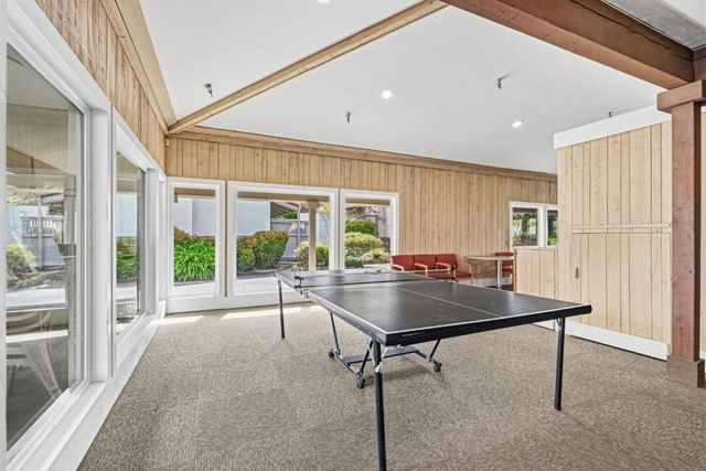 19124 Vineyard Lane, Saratoga, CA 95070