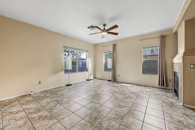 2664 S SOUTHWIND Drive, Gilbert, AZ 85295