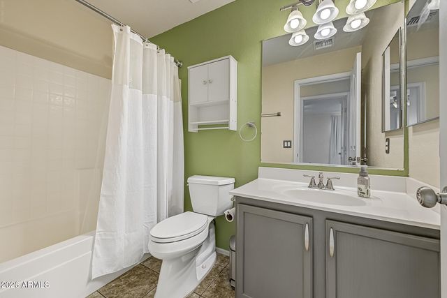 2664 S SOUTHWIND Drive, Gilbert, AZ 85295