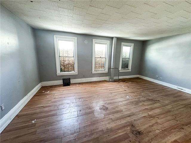 147 Avenue D, Rochester, NY 14621