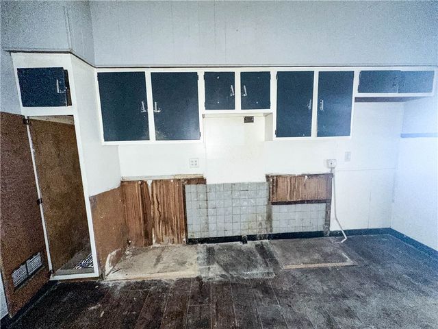 147 Avenue D, Rochester, NY 14621