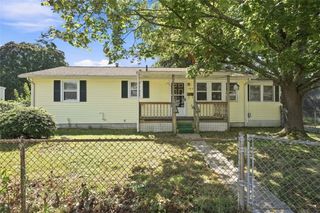 102 Community Road, Warwick, RI 02889