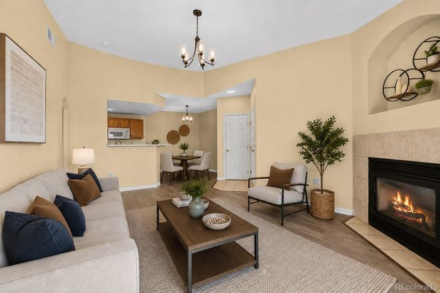 7440 S Blackhawk Street 4-305, Englewood, CO 80112