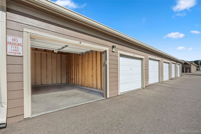 7440 S Blackhawk Street 4-305, Englewood, CO 80112