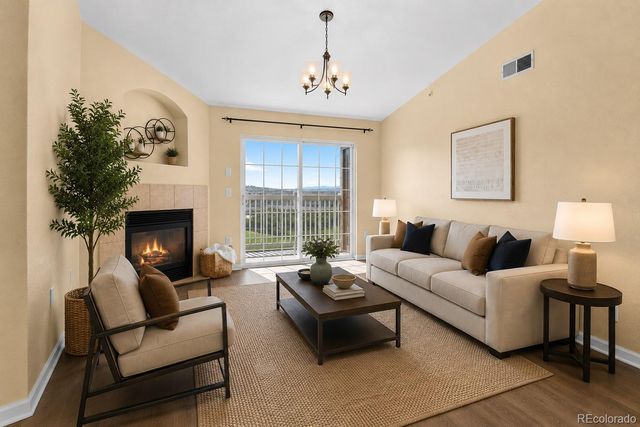 7440 S Blackhawk Street 4-305, Englewood, CO 80112