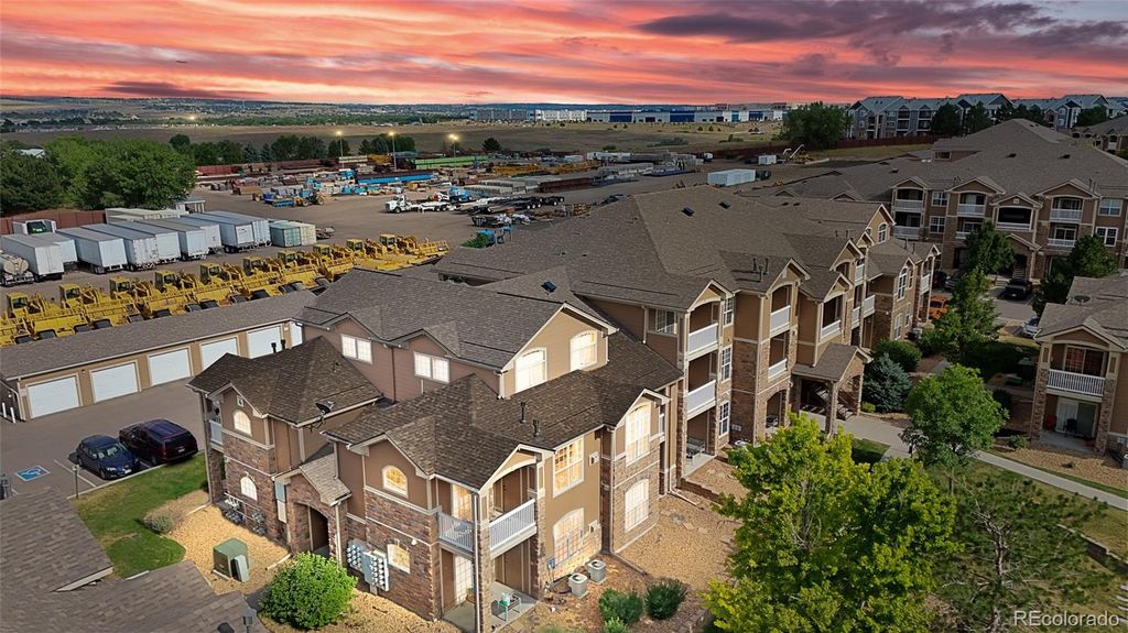 7440 S Blackhawk Street 4-305, Englewood, CO 80112