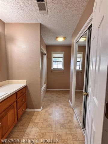 2736 Shadow Lake Drive, Greenwood, AR 72936