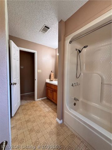 2736 Shadow Lake Drive, Greenwood, AR 72936