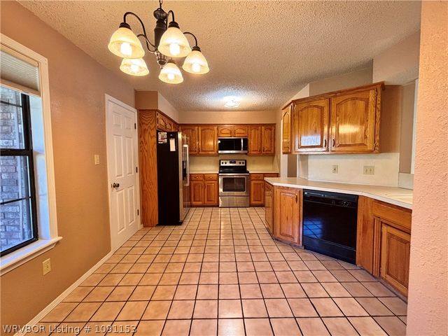 2736 Shadow Lake Drive, Greenwood, AR 72936