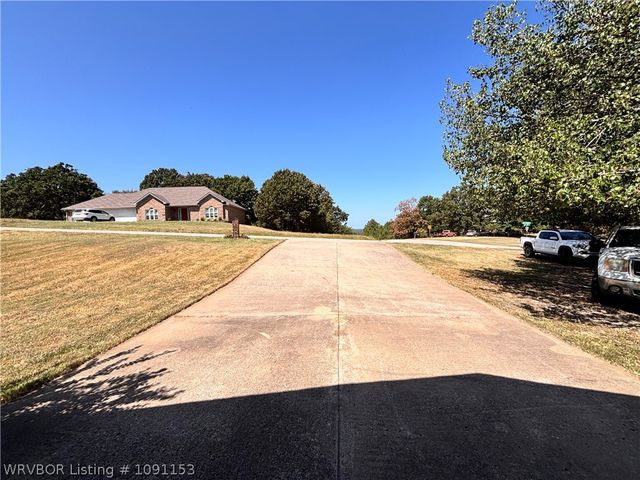 2736 Shadow Lake Drive, Greenwood, AR 72936