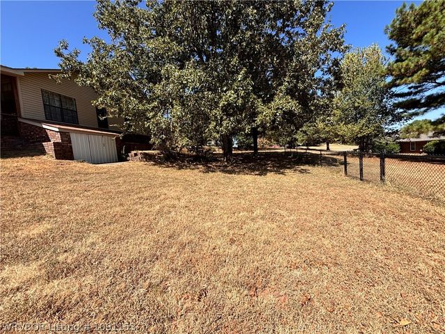 2736 Shadow Lake Drive, Greenwood, AR 72936