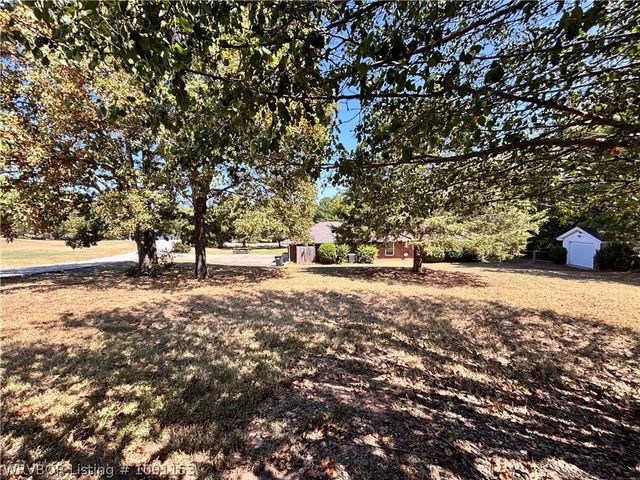 2736 Shadow Lake Drive, Greenwood, AR 72936