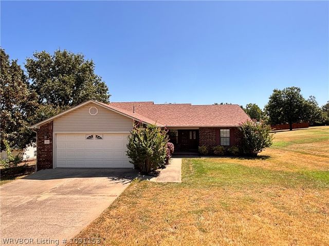 2736 Shadow Lake Drive, Greenwood, AR 72936
