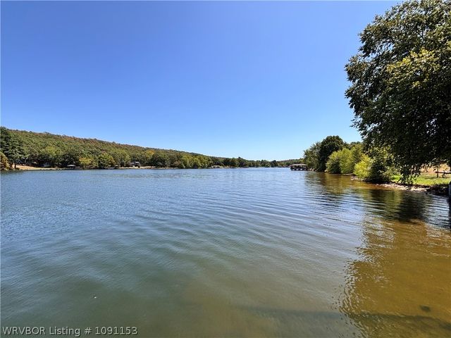 2736 Shadow Lake Drive, Greenwood, AR 72936