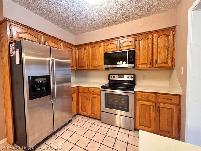2736 Shadow Lake Drive, Greenwood, AR 72936