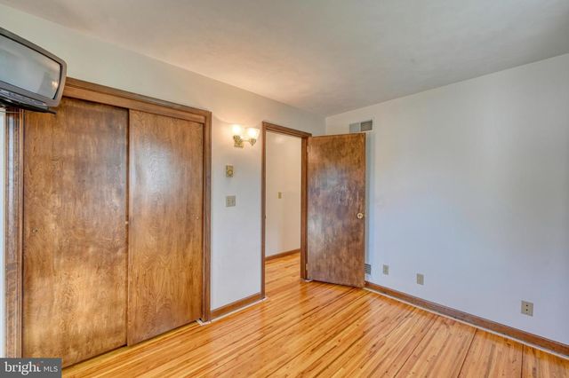 827 N 8TH AVE, Lebanon, PA 17046