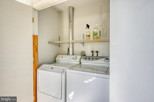 827 N 8TH AVE, Lebanon, PA 17046