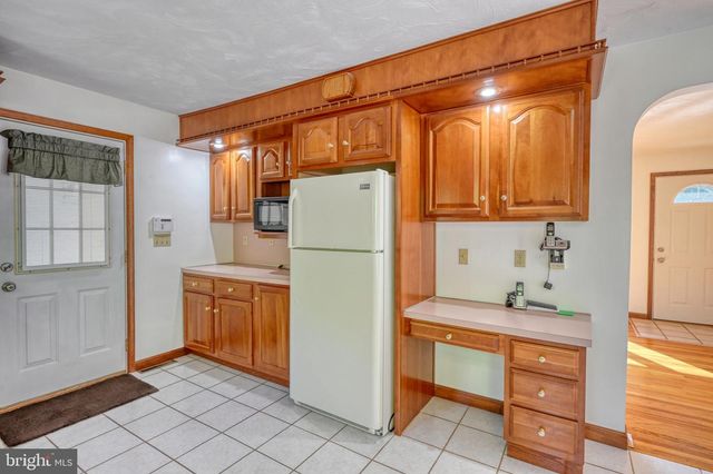 827 N 8TH AVE, Lebanon, PA 17046