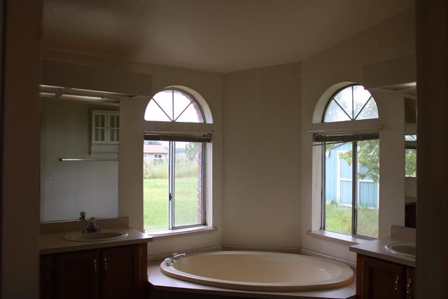 12245 Hobday Rd, Wilton, CA 95693