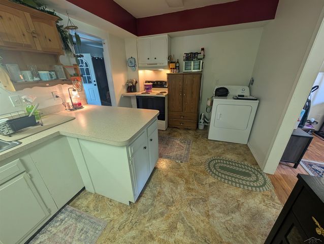 1570 Schust Road, Saginaw, MI 48604
