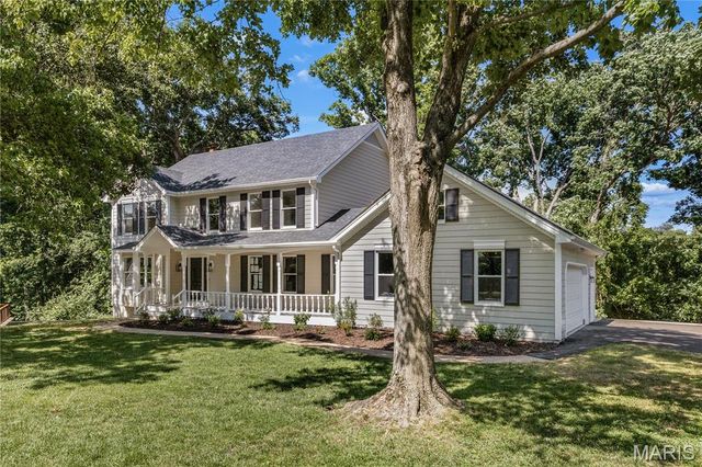 6 Wheatley Court, Chesterfield, MO 63005