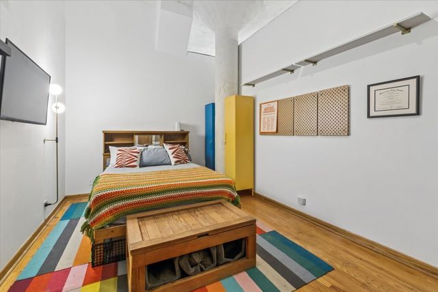 1800 W Roscoe Street 521, Chicago, IL 60657